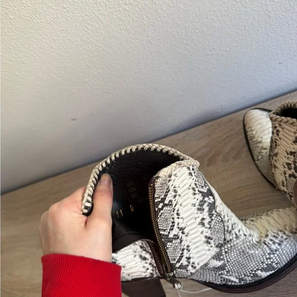 Azulado Kyra natural python snakeskin leather ankle boots women’s Sz 11 - Picture 5 of 9